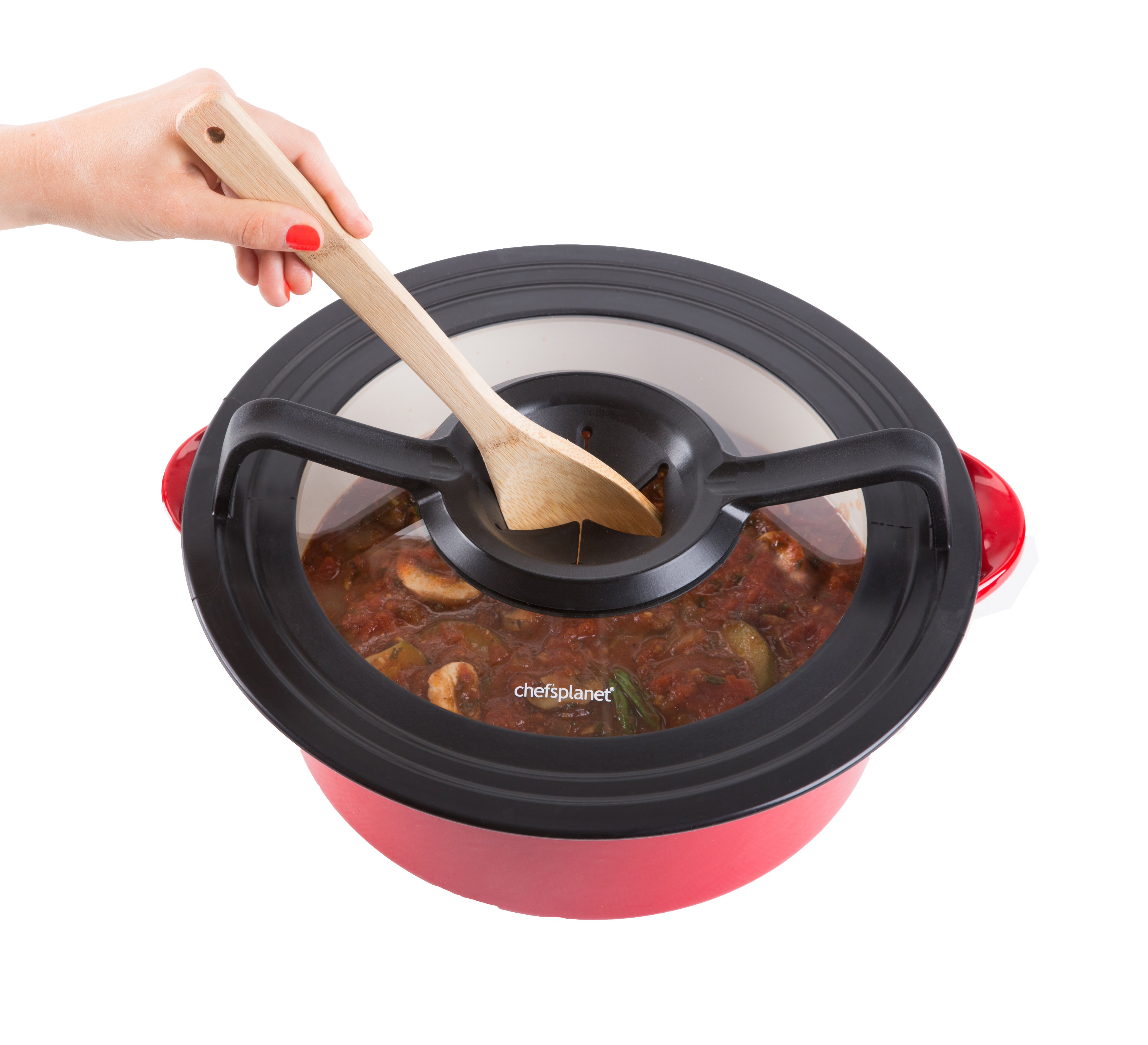 This Universal Pot and Pan Lid Makes Cooking So Much Easier